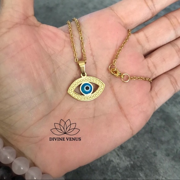 Evil Eye Necklace 🧿 Gold Plated Stainless Steel - Picture 5 of 5